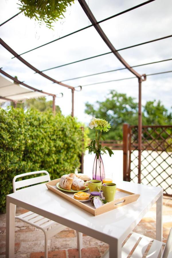 Agriturismo Il Vecchio Mandorlo Перуджа Екстериор снимка