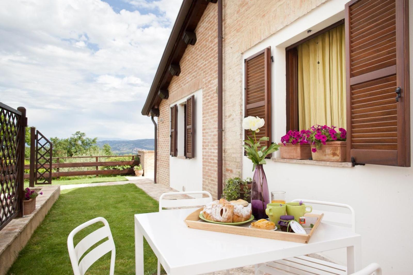 Agriturismo Il Vecchio Mandorlo Перуджа Стая снимка