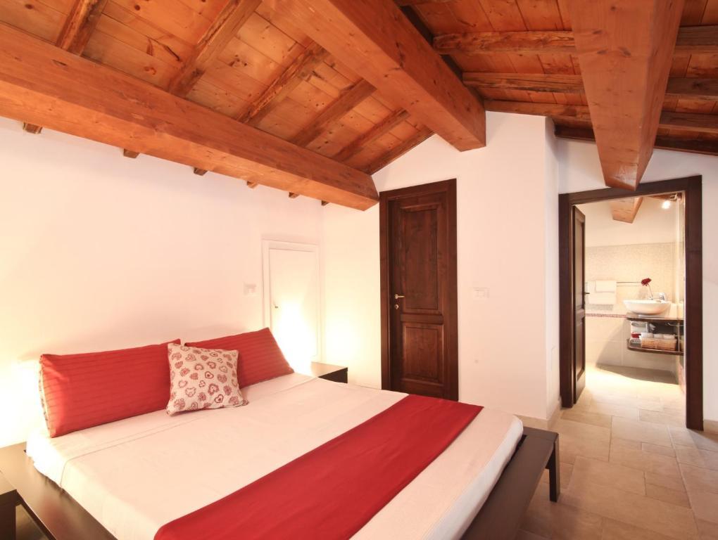 Agriturismo Il Vecchio Mandorlo Перуджа Екстериор снимка